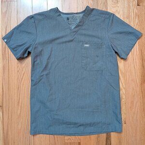FIGS Scrub Top Mens XS Leon Heather Graphite Three Pocket Technical Uniforms